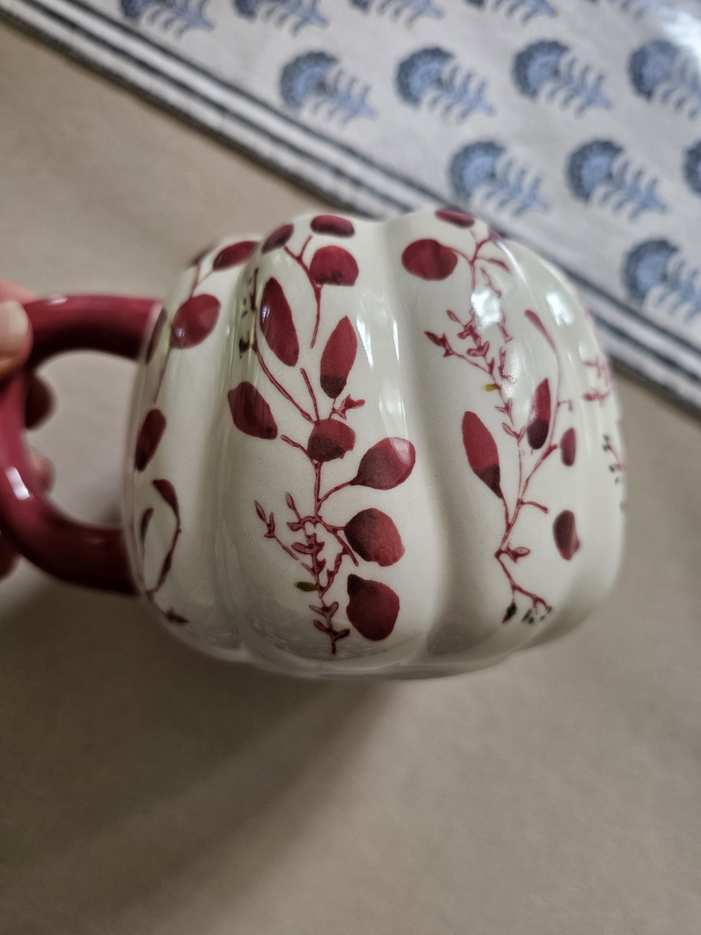 NWT Anthropologie White Floral Botanical Pumpkin Mug - Picture 4 of 13